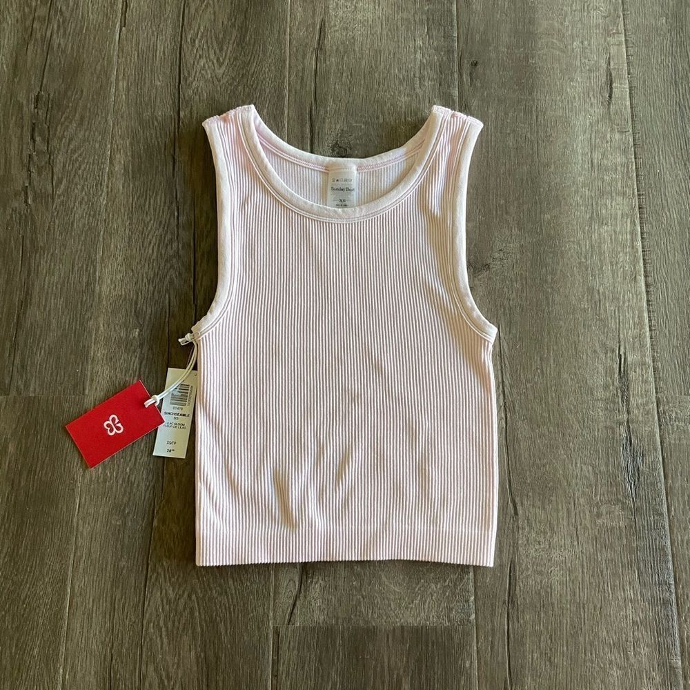 Aritzia Sunday Best Sinchseamless Lilac Bloom Tank - Picture 2 of 3